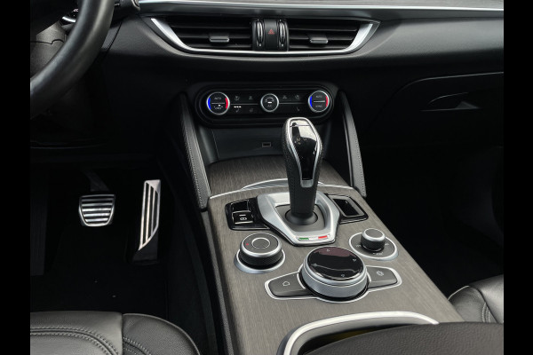 Alfa Romeo Stelvio 2.0 T AWD Ti | Stoel/Stuurverwarming | 20" Velgen | Camera