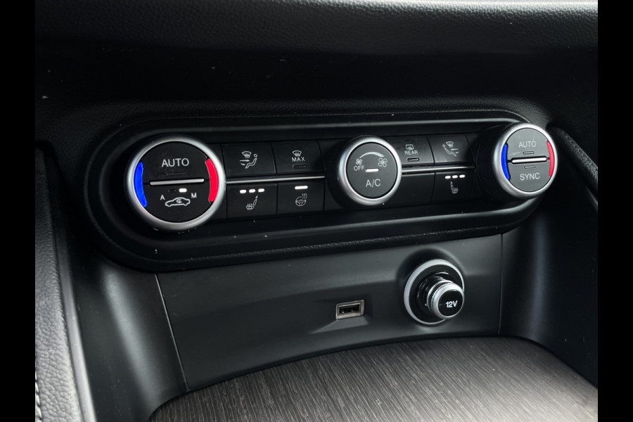 Alfa Romeo Stelvio 2.0 T AWD Ti | Stoel/Stuurverwarming | 20" Velgen | Camera