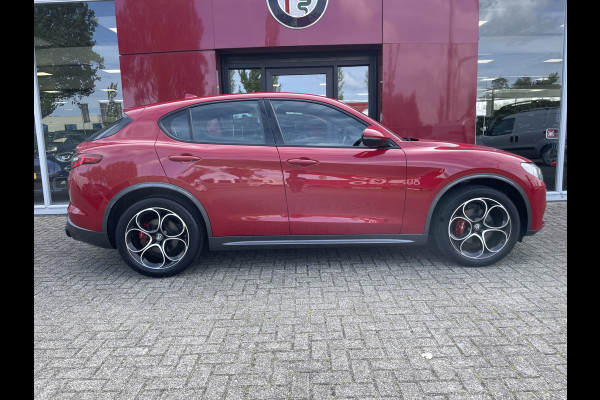 Alfa Romeo Stelvio 2.0 T AWD Ti | Stoel/Stuurverwarming | 20" Velgen | Camera