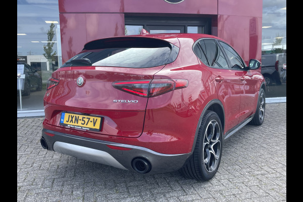 Alfa Romeo Stelvio 2.0 T AWD Ti | Stoel/Stuurverwarming | 20" Velgen | Camera