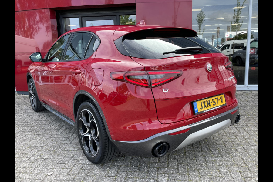 Alfa Romeo Stelvio 2.0 T AWD Ti | Stoel/Stuurverwarming | 20" Velgen | Camera