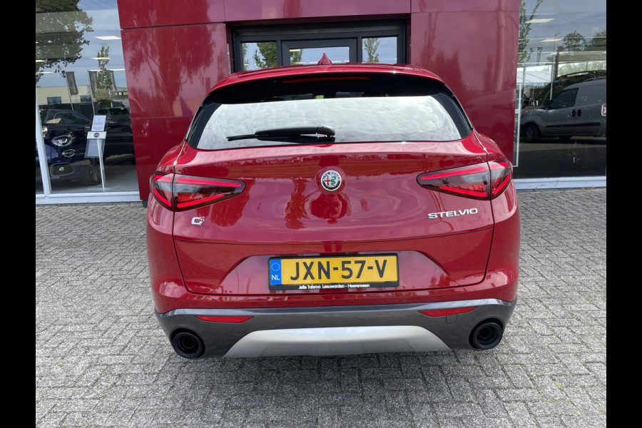 Alfa Romeo Stelvio 2.0 T AWD Ti | Stoel/Stuurverwarming | 20" Velgen | Camera