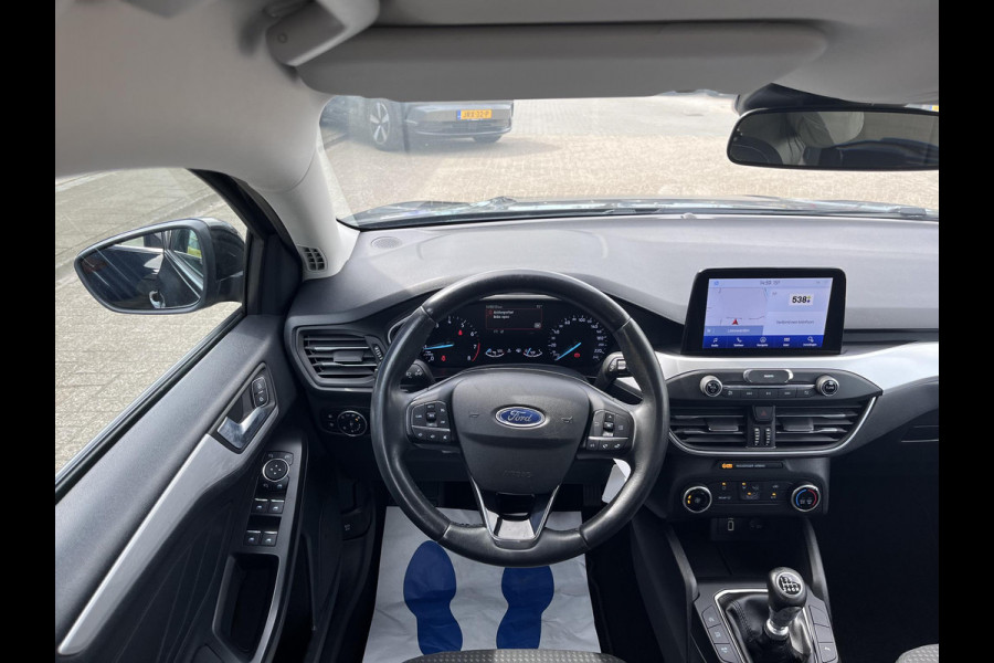 Ford FOCUS Wagon 1.0 EcoBoost Trend Edition Business 125pk | Navigatie | Trekhaak |