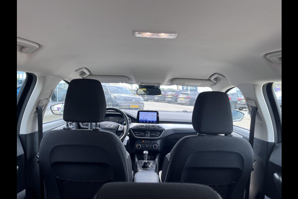 Ford FOCUS Wagon 1.0 EcoBoost Trend Edition Business 125pk | Navigatie | Trekhaak |
