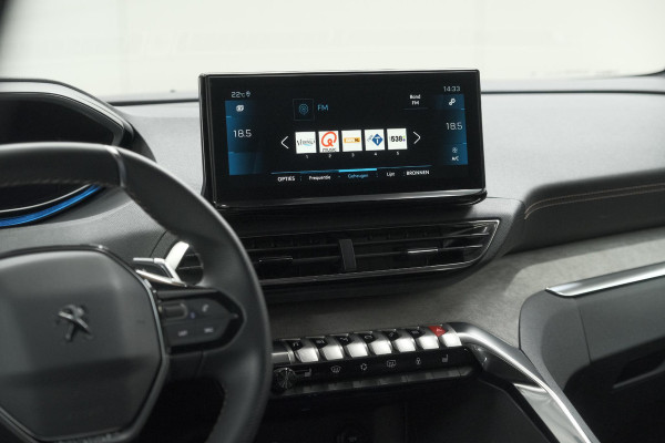 Peugeot 3008 PureTech 130 EAT8 GT | Camera | Adaptieve Cruise Control | Elektrische Kofferklep | Dodehoekdetectie