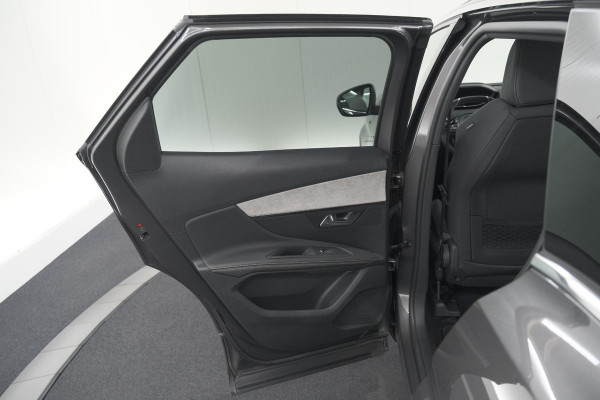 Peugeot 3008 PureTech 130 EAT8 GT | Camera | Adaptieve Cruise Control | Elektrische Kofferklep | Dodehoekdetectie