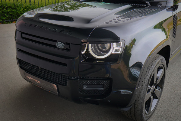 Land Rover Defender 110 2.0 P300e 110 X-Dynamic SE | STOELVERWARMING | ADATIVE CRUISE | STUURVERWARMING | PANORAMADAK | 360 CAMERA | HEAD UP |