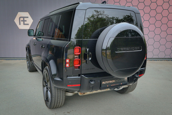 Land Rover Defender 110 2.0 P300e 110 X-Dynamic SE | STOELVERWARMING | ADATIVE CRUISE | STUURVERWARMING | PANORAMADAK | 360 CAMERA | HEAD UP |