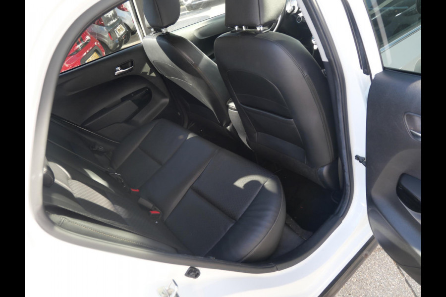 Kia Picanto 1.2 CVVT X-Line | Trekhaak | Allseason | Navi | Leder | 16''LM |