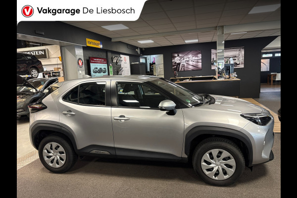 Toyota Yaris Cross 1.5 Hybrid Active/carplay/camera/clima/adaptive cruise control