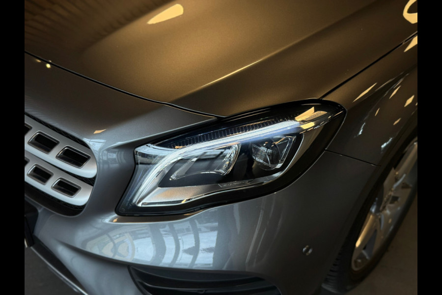 Mercedes-Benz GLA 180 Business Solution AMG / NAP / BTW / Pano / Keyless / Camera / Stoelverwarming