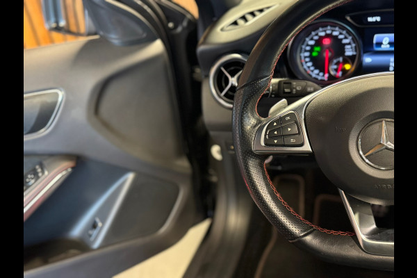 Mercedes-Benz GLA 180 Business Solution AMG / NAP / BTW / Pano / Keyless / Camera / Stoelverwarming
