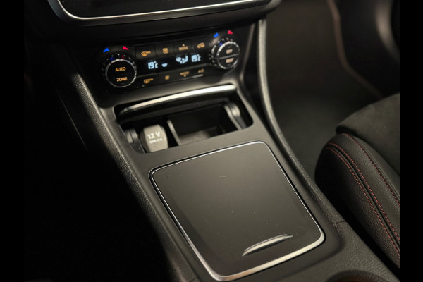 Mercedes-Benz GLA 180 Business Solution AMG / NAP / BTW / Pano / Keyless / Camera / Stoelverwarming