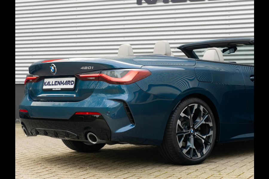 BMW 4 Serie Cabrio 420i M-Sport - Trekhaak - Harman Kardon - Air Collar - ACC - Stuurwiel Verwarmd