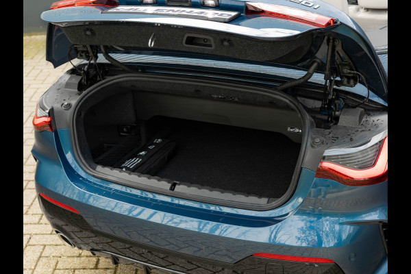 BMW 4 Serie Cabrio 420i M-Sport - Trekhaak - Harman Kardon - Air Collar - ACC - Stuurwiel Verwarmd