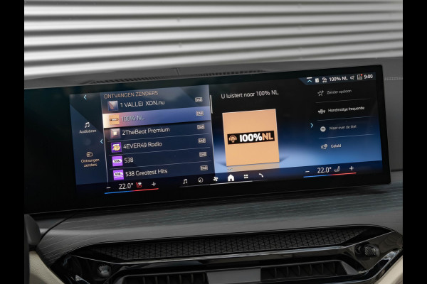 BMW 4 Serie Cabrio 420i M-Sport - Trekhaak - Harman Kardon - Air Collar - ACC - Stuurwiel Verwarmd