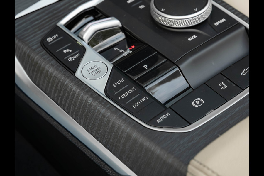 BMW 4 Serie Cabrio 420i M-Sport - Trekhaak - Harman Kardon - Air Collar - ACC - Stuurwiel Verwarmd