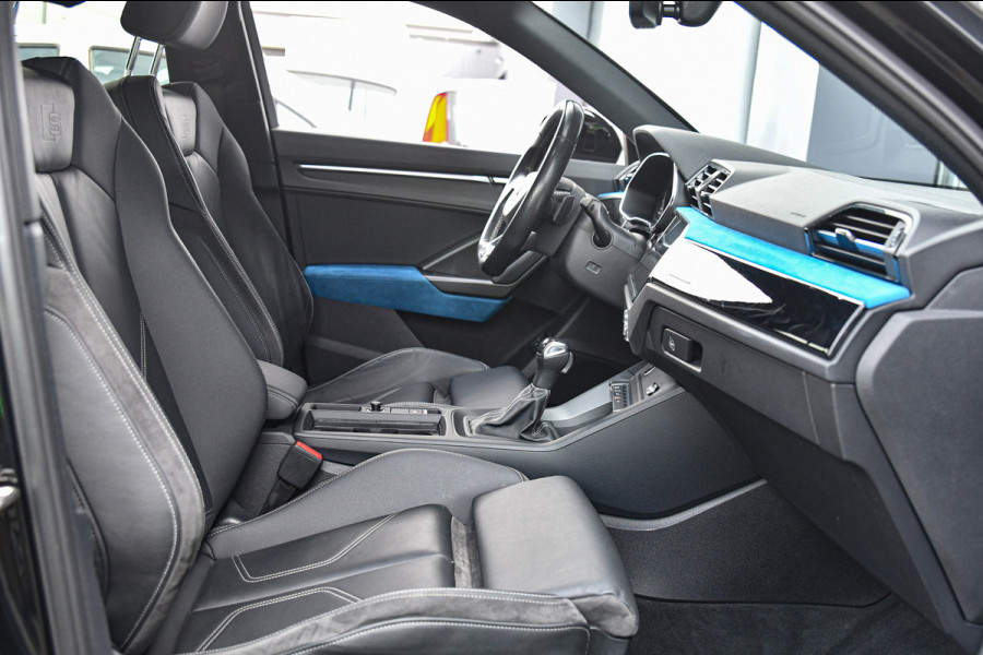 Audi Q3 Sportback 45 TFSI e 3x S-Line, Sonos. Matrix, Leder, 20", Keyless, Camera, Dodehoek, Ambient, Carplay!