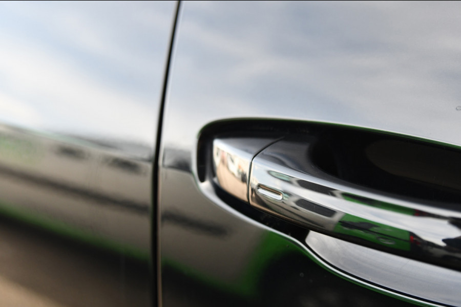 Audi Q3 Sportback 45 TFSI e 3x S-Line, Sonos. Matrix, Leder, 20", Keyless, Camera, Dodehoek, Ambient, Carplay!