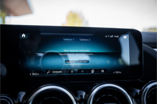 Mercedes-Benz GLA 250 e Style ** Panodak ** Trekhaak ** LED **
