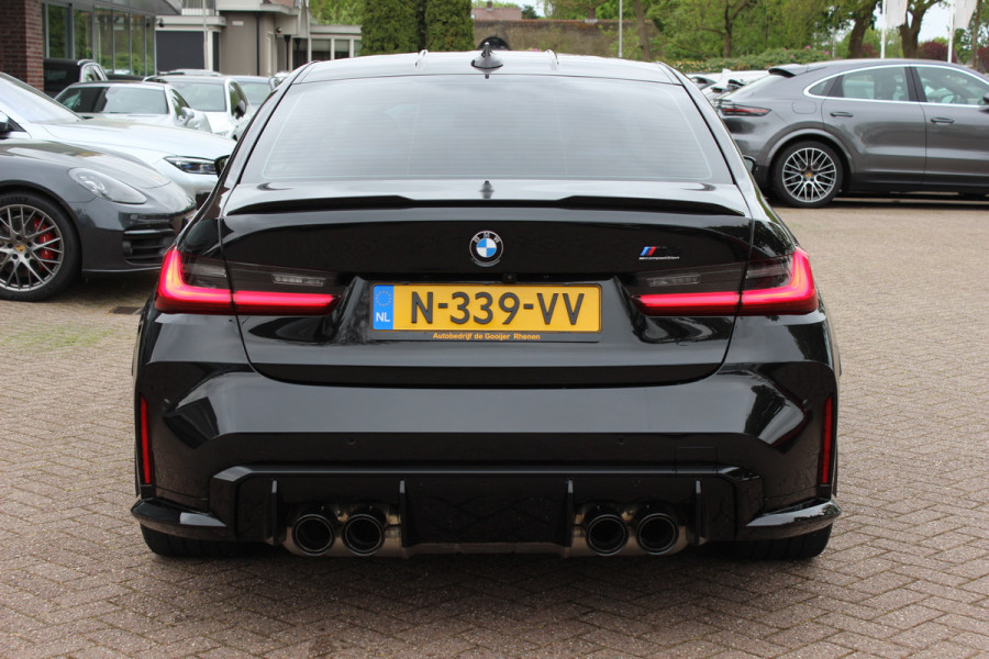 BMW 3 Serie M3 Competition / 360Camera / Carbon / Head-up / Keyless / Leder / 19'' / CarPlay / Dealer onderhouden / Stuur+Stoelverwarming / Dodehoek / DAB / ACC