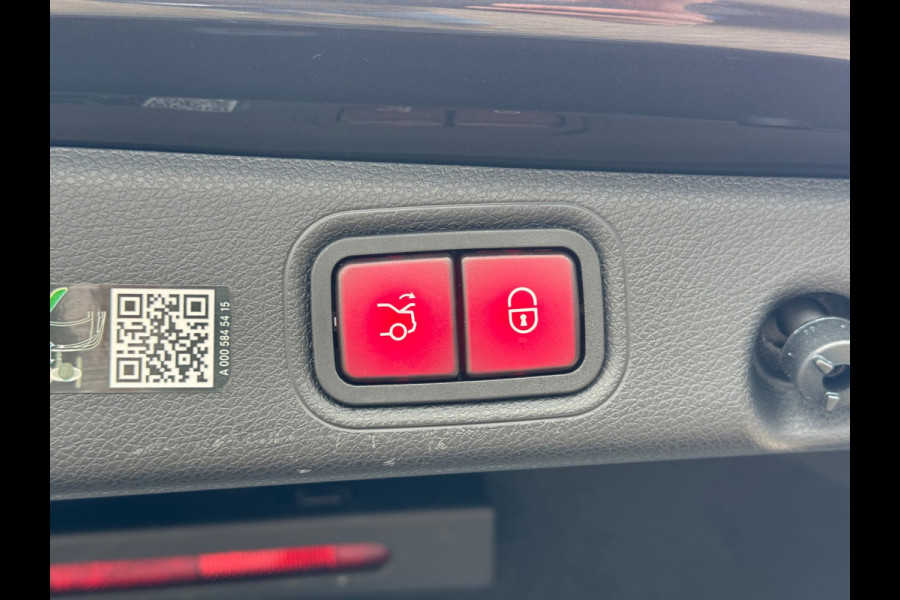 Mercedes-Benz E-Klasse 200 AMG 2022 AUT NAVI LEDER LM NAP!