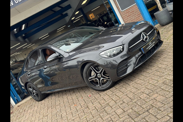 Mercedes-Benz E-Klasse 200 AMG 2022 AUT NAVI LEDER LM NAP!