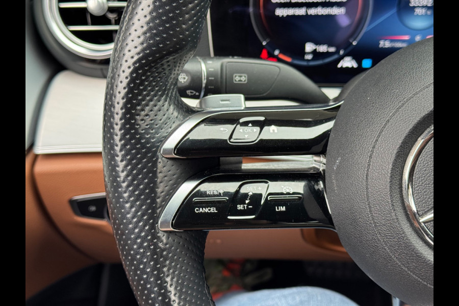 Mercedes-Benz E-Klasse 200 AMG 2022 AUT NAVI LEDER LM NAP!