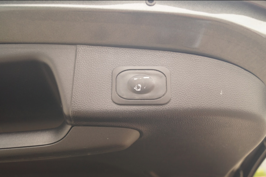 Ford Focus Wagon 1.5 EcoBlue 120pk Active X Business -PANO-ECC-PDC-