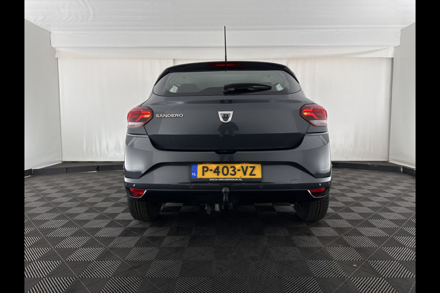 Dacia SANDERO Stepway 1.0 TCe 100 Bi-Fuel Comfort (INCL-BTW) *FULL-LED | NAVI-FULLMAP | BLINDSPOT | HEATED-COMFORTSEATS | CAMERA | KEYLESS | DAB | ECC | PDC | CRUISE | TOWBAR *