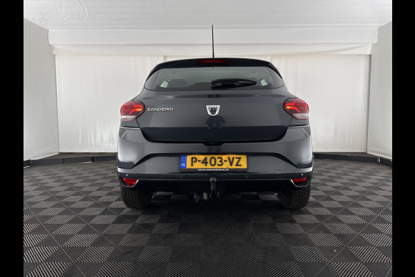 Dacia SANDERO Stepway 1.0 TCe 100 Bi-Fuel Comfort (INCL-BTW) *FULL-LED | NAVI-FULLMAP | BLINDSPOT | HEATED-COMFORTSEATS | CAMERA | KEYLESS | DAB | ECC | PDC | CRUISE | TOWBAR *