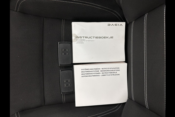 Dacia SANDERO Stepway 1.0 TCe 100 Bi-Fuel Comfort (INCL-BTW) *FULL-LED | NAVI-FULLMAP | BLINDSPOT | HEATED-COMFORTSEATS | CAMERA | KEYLESS | DAB | ECC | PDC | CRUISE | TOWBAR *