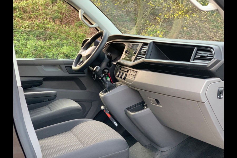 Volkswagen Transporter 2.0 TDI L2H1 30 DC DUBBELCABINE 2021 GARANTIE