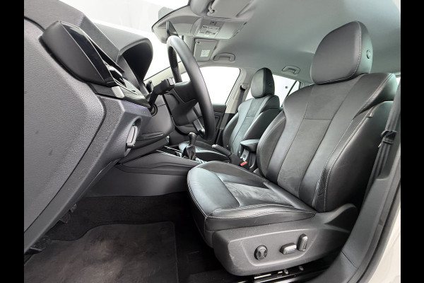 Škoda Kamiq T 111pk 1/2 Leer+Elek.Stoel+Verwarmd Apple Camera Android Auto Navi Ecc Camera Cruise Control Pdc Business Edition Draadloze Tel.lader Lmv 16" Isofix Voorruitverwarming DAB Led 1e Eigenaar Origineel Nederlandse Auto