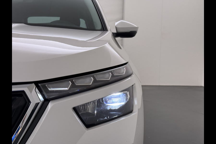 Škoda Kamiq T 111pk 1/2 Leer+Elek.Stoel+Verwarmd Apple Camera Android Auto Navi Ecc Camera Cruise Control Pdc Business Edition Draadloze Tel.lader Lmv 16" Isofix Voorruitverwarming DAB Led 1e Eigenaar Origineel Nederlandse Auto