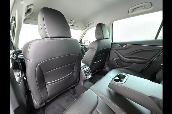 Škoda Kamiq T 111pk 1/2 Leer+Elek.Stoel+Verwarmd Apple Camera Android Auto Navi Ecc Camera Cruise Control Pdc Business Edition Draadloze Tel.lader Lmv 16" Isofix Voorruitverwarming DAB Led 1e Eigenaar Origineel Nederlandse Auto