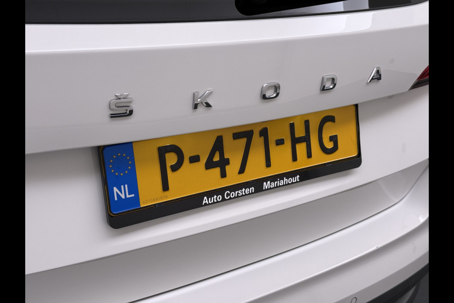 Škoda Kamiq T 111pk 1/2 Leer+Elek.Stoel+Verwarmd Apple Camera Android Auto Navi Ecc Camera Cruise Control Pdc Business Edition Draadloze Tel.lader Lmv 16" Isofix Voorruitverwarming DAB Led 1e Eigenaar Origineel Nederlandse Auto