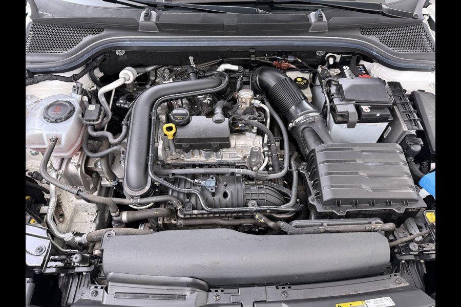 Škoda Kamiq T 111pk 1/2 Leer+Elek.Stoel+Verwarmd Apple Camera Android Auto Navi Ecc Camera Cruise Control Pdc Business Edition Draadloze Tel.lader Lmv 16" Isofix Voorruitverwarming DAB Led 1e Eigenaar Origineel Nederlandse Auto