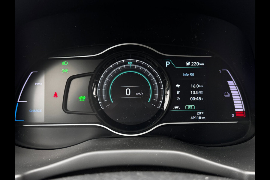 Hyundai Kona EV Comfort Smart 39 kWh | 100% SOH | Trekhaak | Camera | Stoel + Stuurverwarming | Navigatie