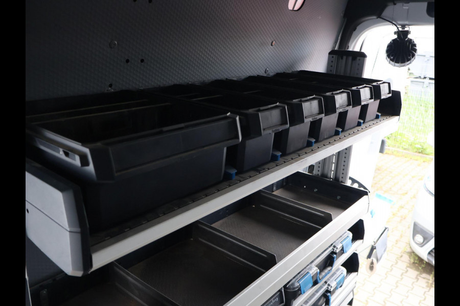 Mercedes-Benz Sprinter 316 2.2 CDI 163 PK AUT. L2H2 + WERKPL. INRICHTING | TREKHAAK 3500 KG! | STANDKACKEL | CARPLAY | CAMERA | STOELVERW. | LED