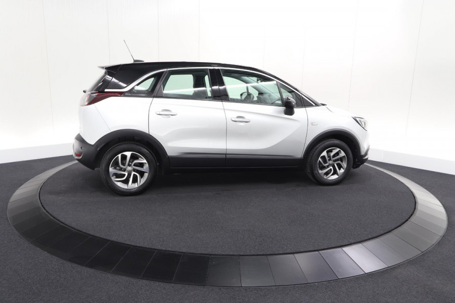 Opel Crossland X 130 Turbo Innovation | Camera | Dodehoekdetectie | Apple Carplay | Navigatie