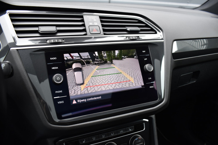 Volkswagen Tiguan 1.5 TSI R-Line | Pano | ACC | Virtual Cockpit | Camera | LED plus |