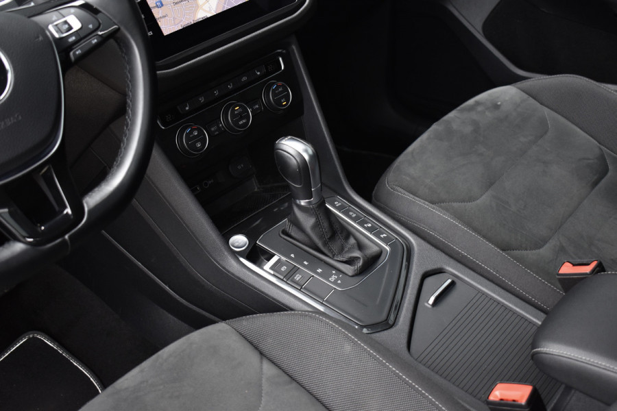 Volkswagen Tiguan 1.5 TSI R-Line | Pano | ACC | Virtual Cockpit | Camera | LED plus |