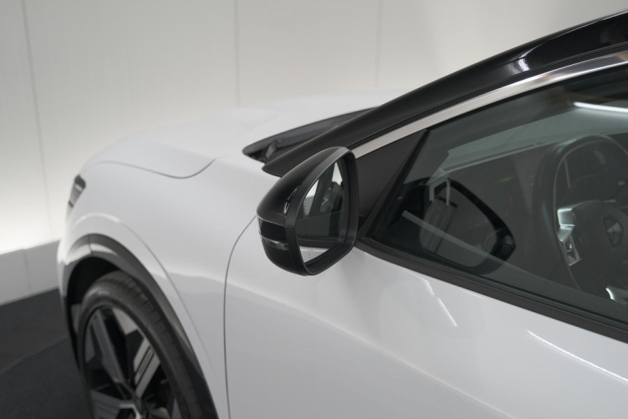Renault Mégane E-Tech EV60 Optimum Charge Iconic | Adaptieve Cruise Control | Camera | Dodehoekdetectie | Massagefunctie