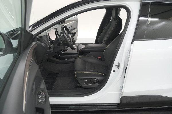 Renault Mégane E-Tech EV60 Optimum Charge Iconic | Adaptieve Cruise Control | Camera | Dodehoekdetectie | Massagefunctie
