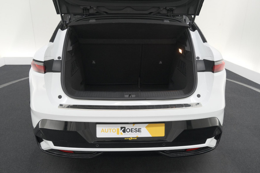 Renault Mégane E-Tech EV60 Optimum Charge Iconic | Adaptieve Cruise Control | Camera | Dodehoekdetectie | Massagefunctie