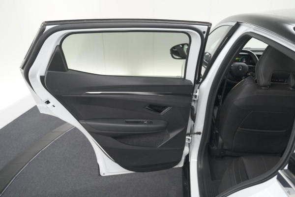 Renault Mégane E-Tech EV60 Optimum Charge Iconic | Adaptieve Cruise Control | Camera | Dodehoekdetectie | Massagefunctie