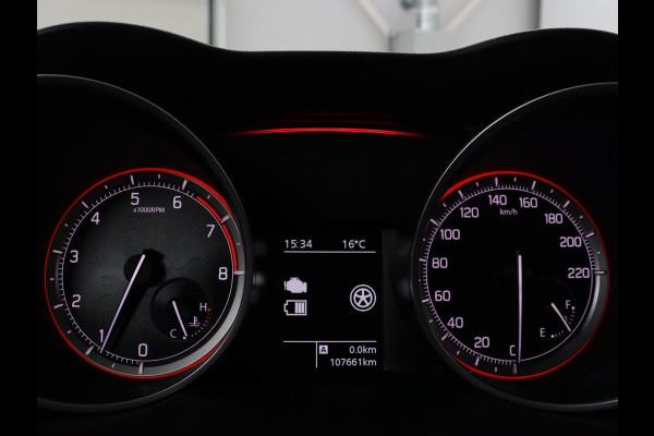 Suzuki Swift 1.2 Select Smart Hybrid | Stoelverwarming | Carplay | Camera | Airco | Cruise control | Bluetooth | Getint glas