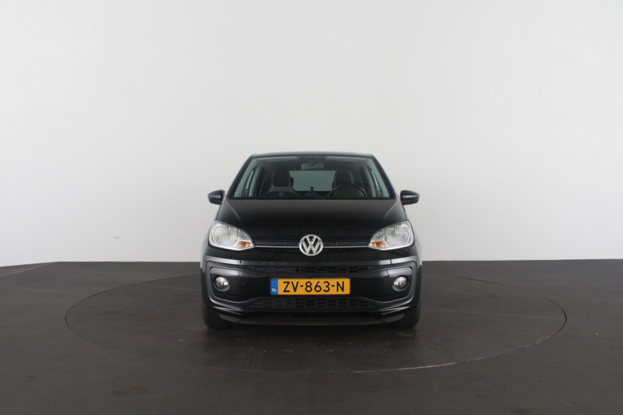 Volkswagen up! 1.0 BMT high > 75pk!/Cruise control/Stoelverwarming/LM velgen