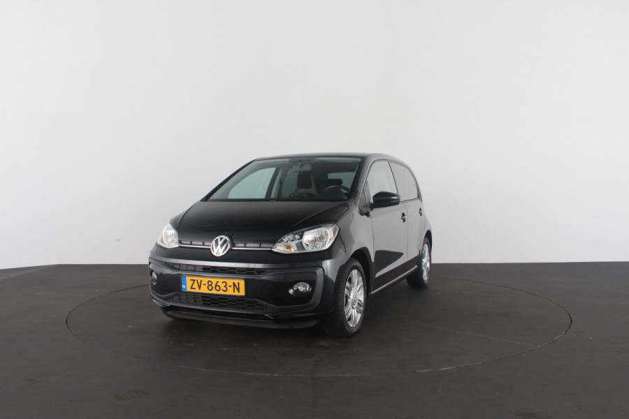 Volkswagen up! 1.0 BMT high > 75pk!/Cruise control/Stoelverwarming/LM velgen